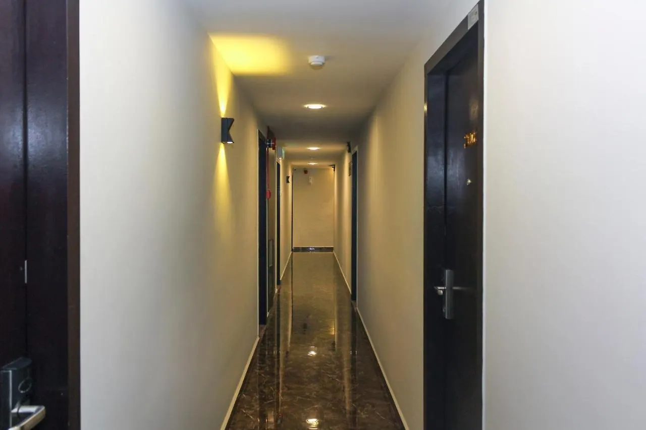 Oyo 90027 Happy Hotel Johor Bahru